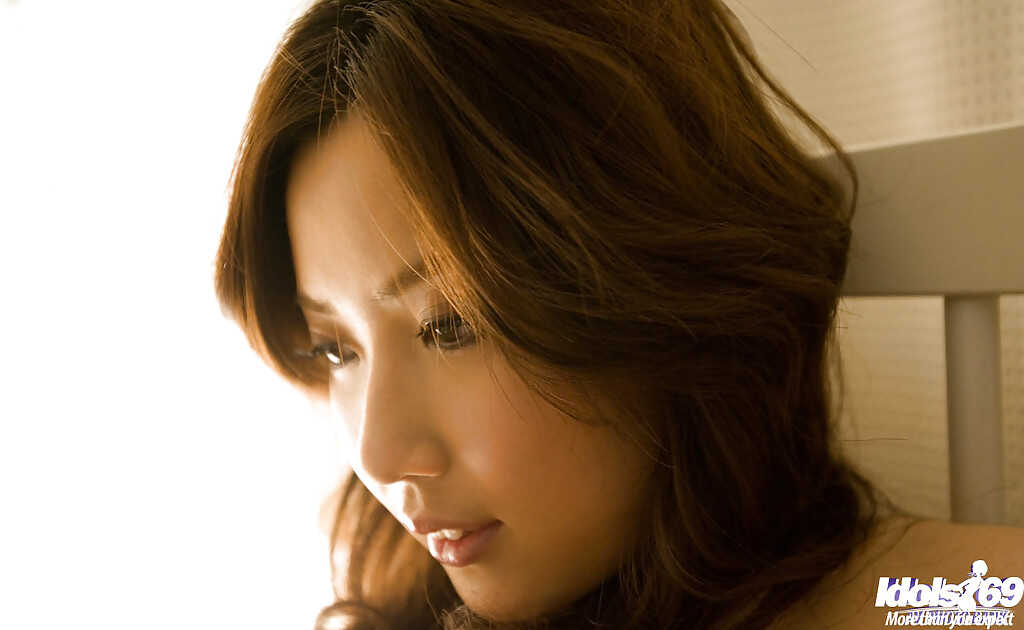 Haruka Yagami: Lingerie and Stocking Lover- Spreading Her Legs: The Lure of the Asian Ass Hairy Erotica: Japanese Solo Por...