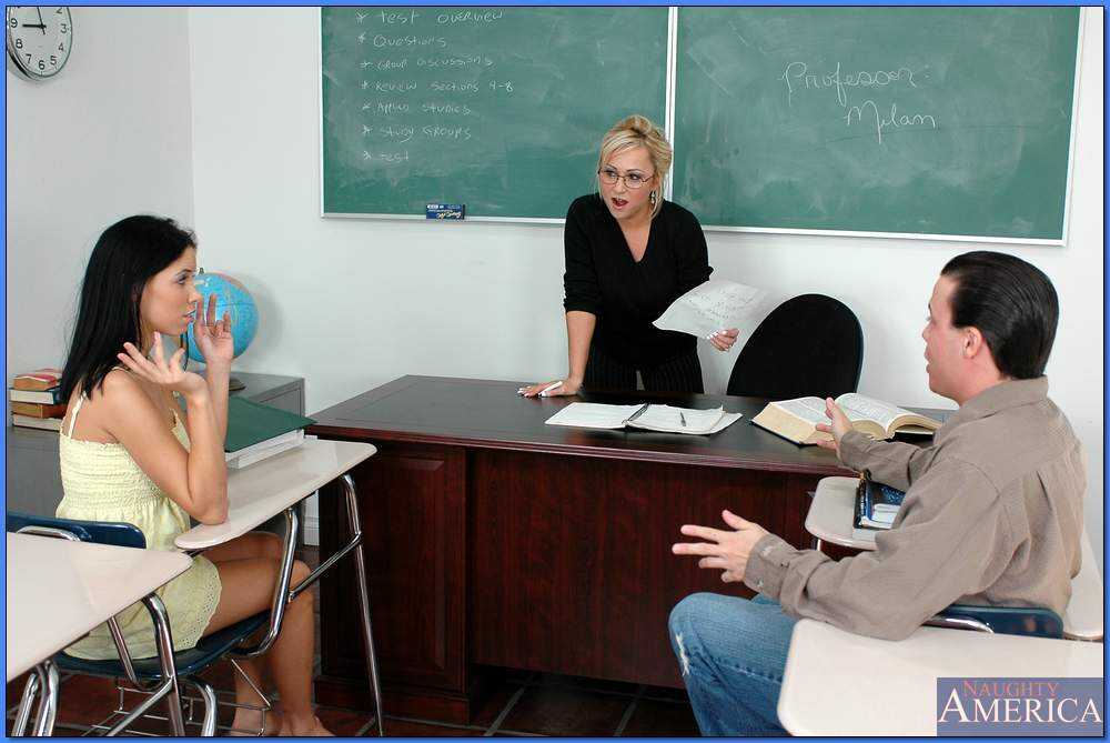 Mrs. Smith's Mature Lesson: Glasses-Wearing Teacher and Studious Coed Get Schooled in Cock-Sucking - Haley Paige, Milan