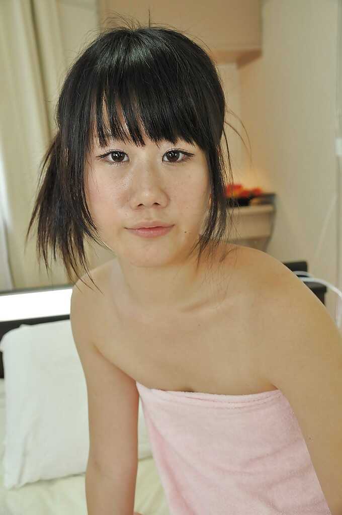 Naughty Yuka Kojima Shows Off Her Wet and Juicy Japanese Curves in the Bathroom - Yuka Kojima