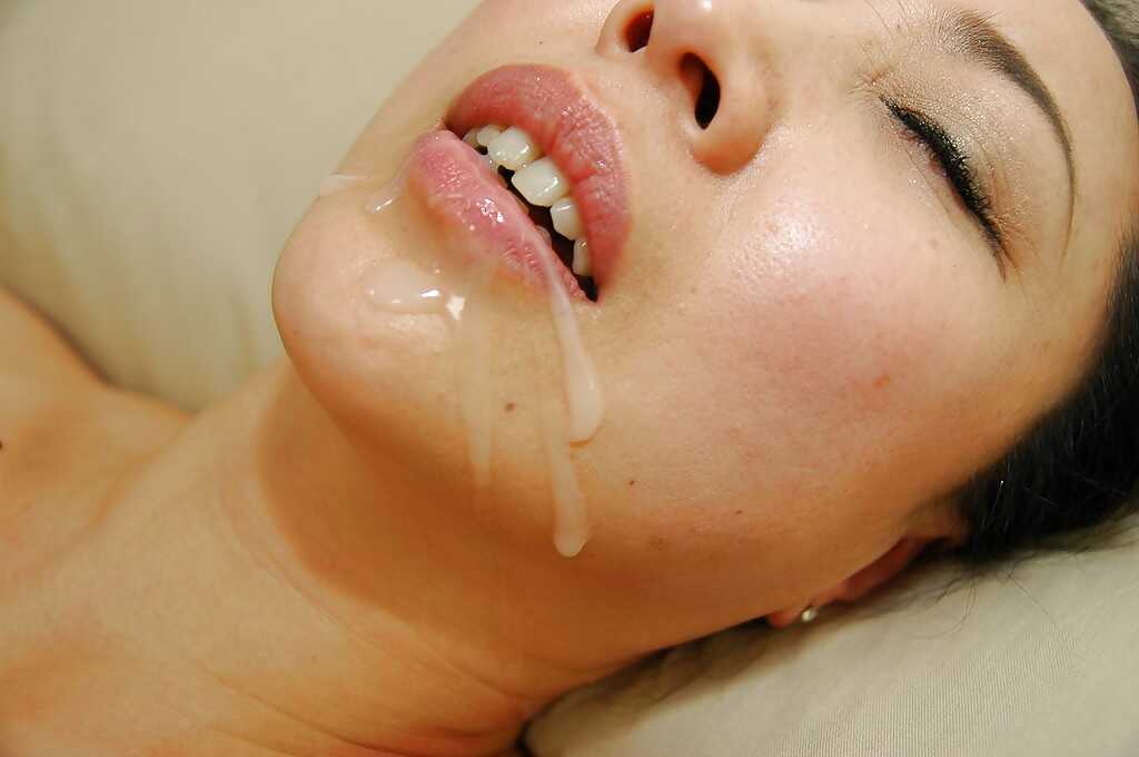 Japanese MILF Naoko Yamaguchi takes a hairy cock and gets creampied by her son's best friend! - Naoko Yamaguchi