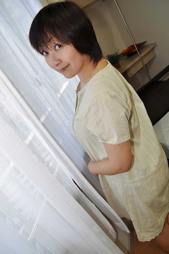 Chubby asian MILF Masae Shimatani playing with her hairy nipples and pussy - Masae Shimatani