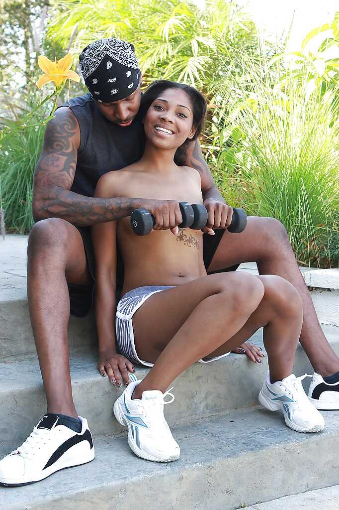 Sporty ebony sweetie Tiffan Monroe seduces her coach with her amazing ample booty - Tiffan Monroe