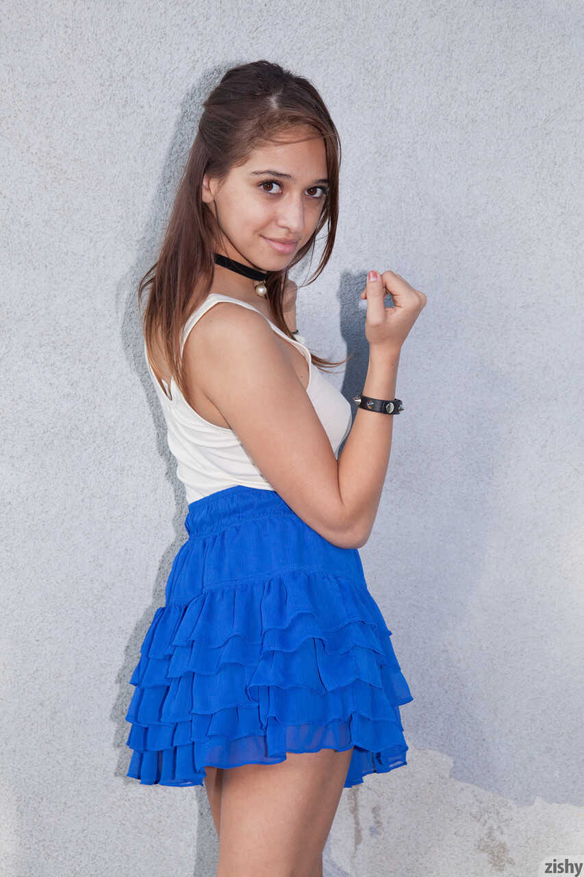 Sara Luvv's Green Thong Exposure Latina Teen Flashes Her Petite Bottom In Public! - Sara Luvv