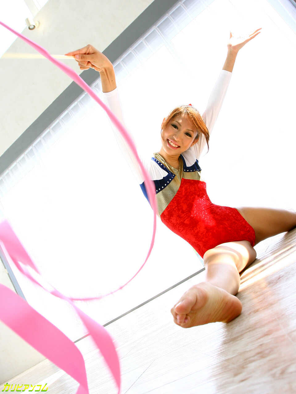 Tiny Japanese MILF Ren Ito Gets Her Hairy Snatch Slammed By A Thick Foreign Dick - Ren Ito