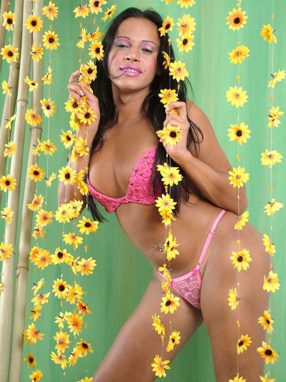 Geisa Oliveira's Curvy Tranny Seduction Beautiful Latina Shemale Reveals Her Tiny Tits and Flaunts Her Big Dick - Gei...