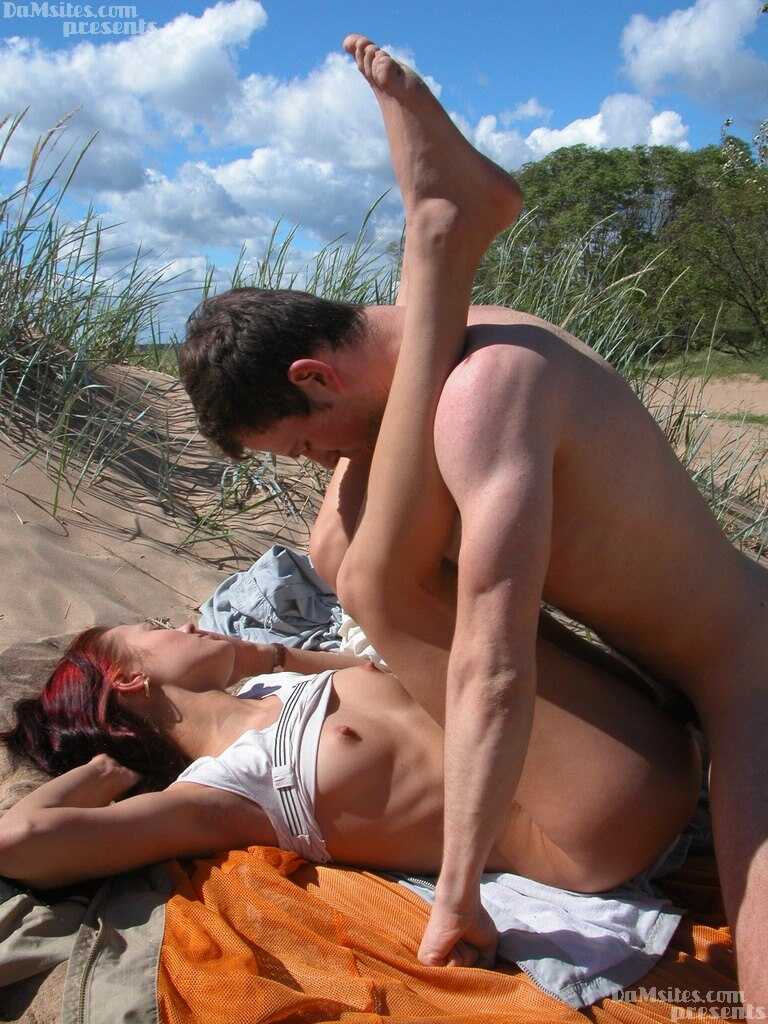 Redhead teen Anna gets her pussy eaten & fucked doggystyle on the beach with her tall boyfriend - Anna Lacey
