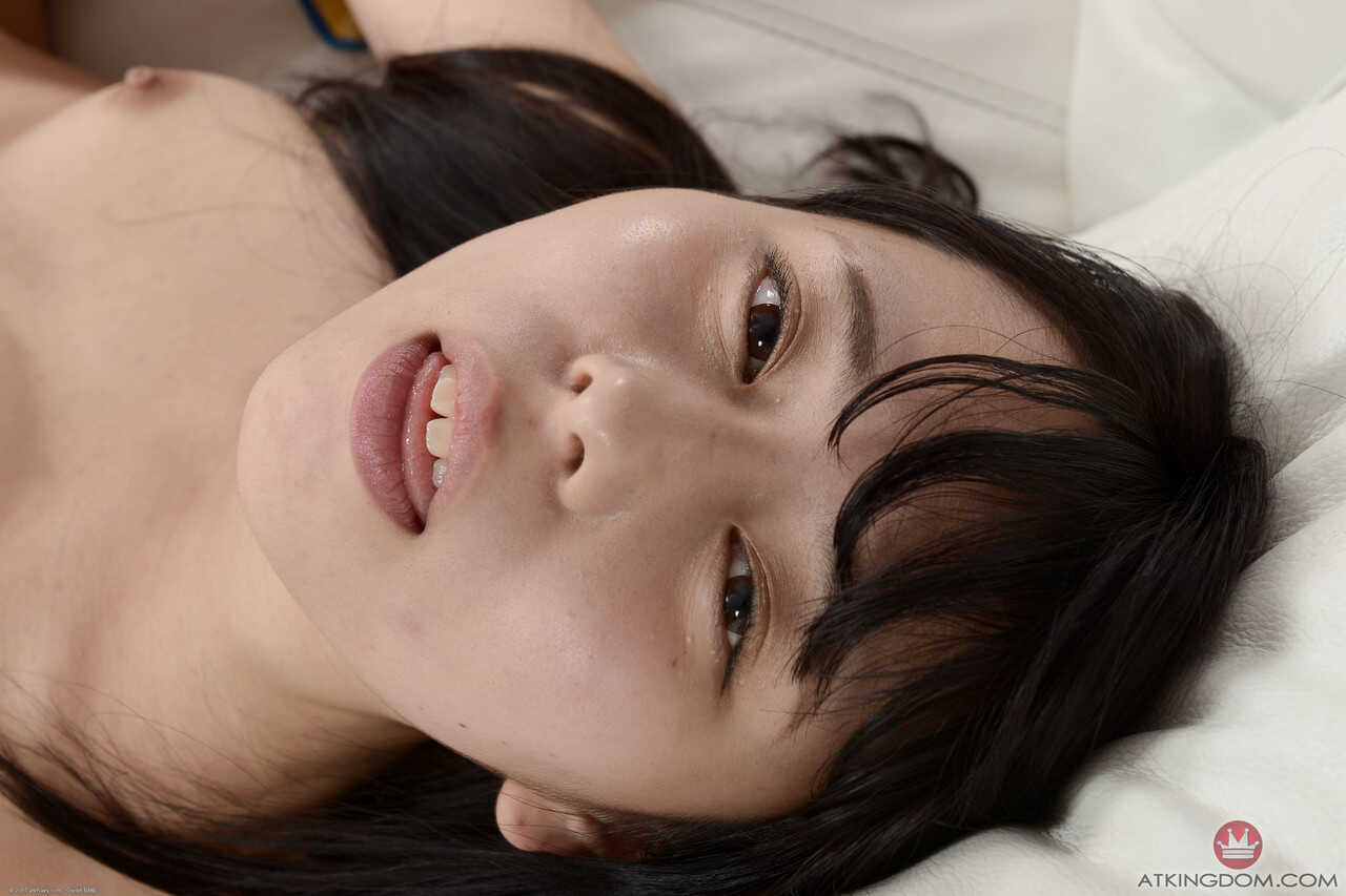 Asian honey Yukina Kaname spreads her hairy pussy wide open for the camera - Yukina Kaname