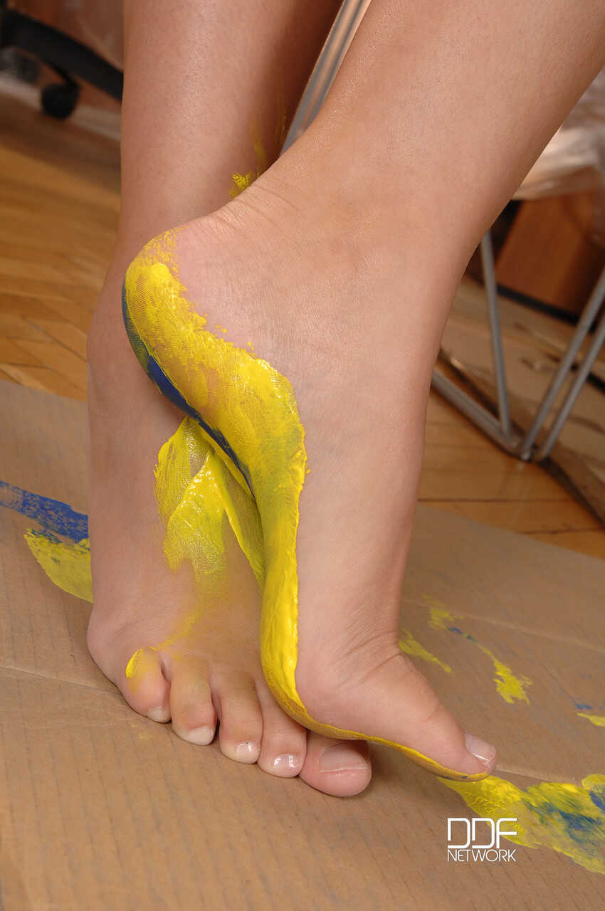 Naughty Schoolgirl Eve Smile Gets Paint on her Sexy Soles and Strips Naked in the Classroom - Eve Smile
