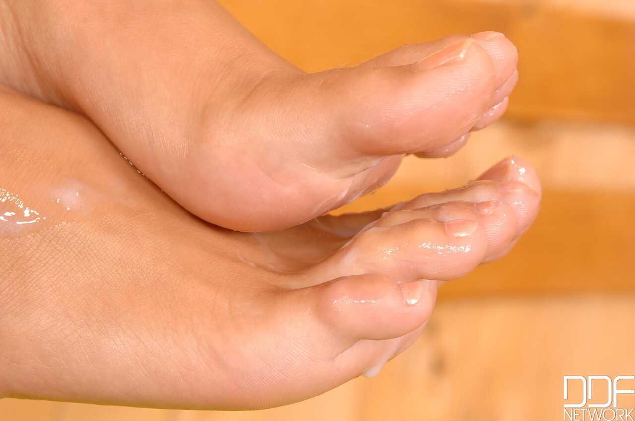 Regina's Footlove for Nick: A Hungarian Goddess Gives Her Handsome Stranger a Steamy Blowjob - Nick Lang, Regina Moon