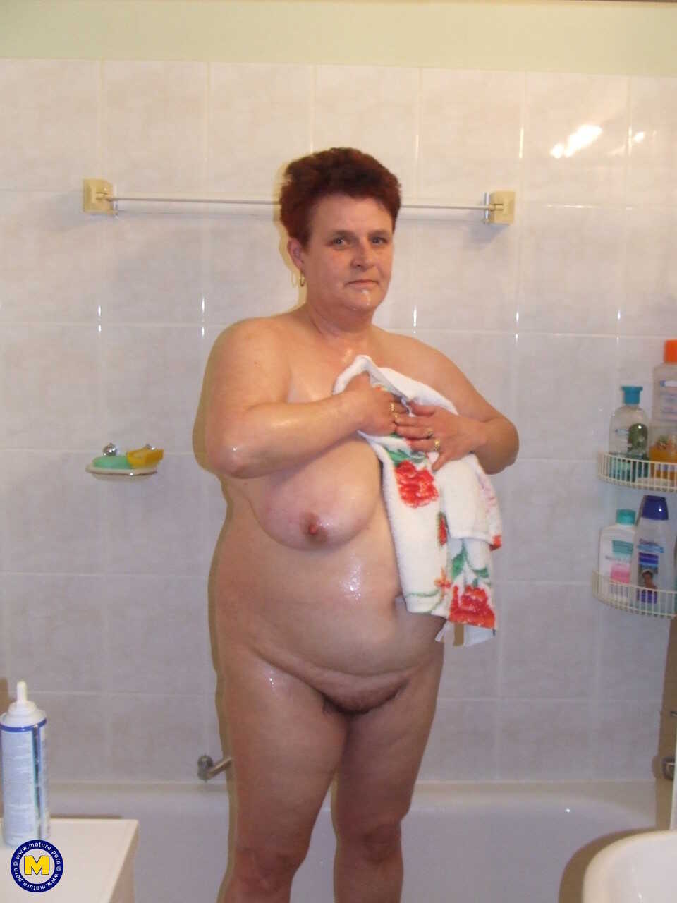 Saggy Breasts & Hairy Pussy: A Chubby Housewife's Self-Pleasure Session in the Bathroom - Ingeborg