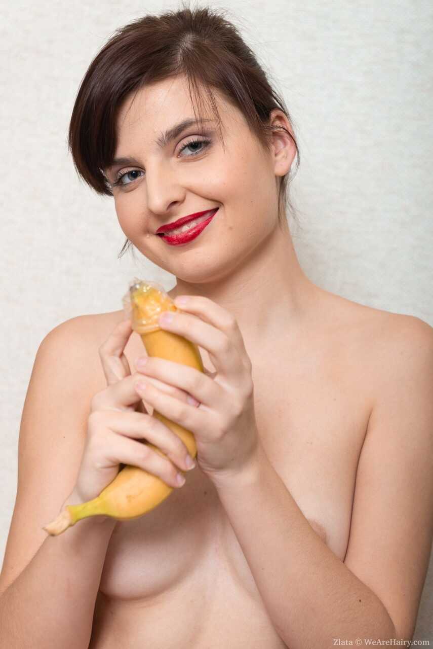Russian Secretary's Office Orgy Zlata and the Banana Fruitcake! - Zlata