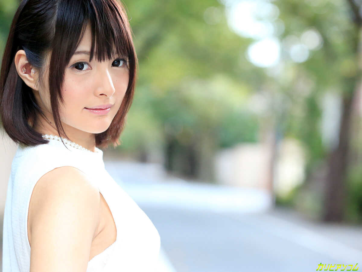 Japanese MILF Mihono Gets Her Hairy Snatch Worshipped and Dripping Wet - Mihono