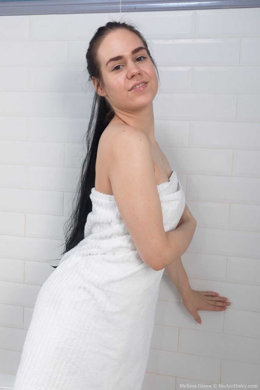 Melissa Green's Natural Ponytail Pussy in the Shower - Melissa Green