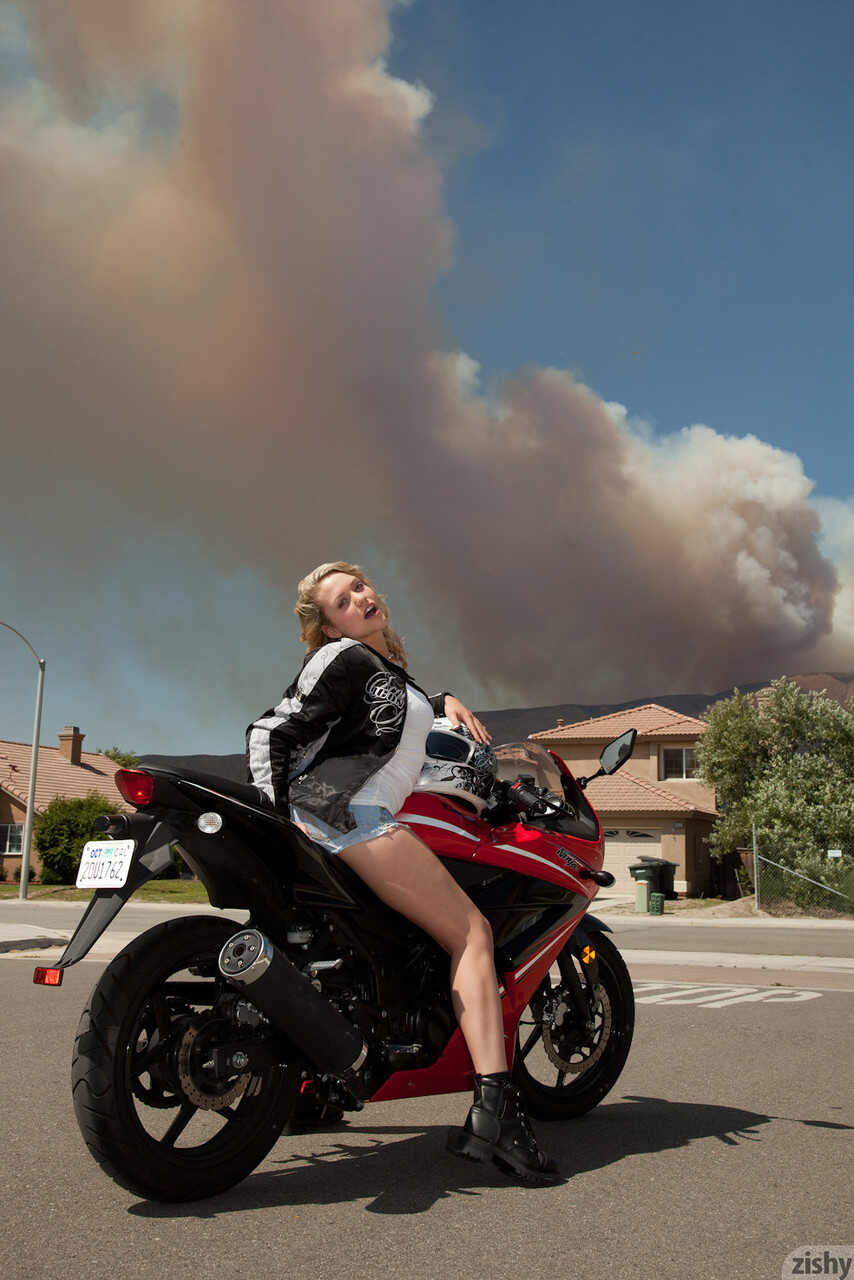 Blonde Tease Mia Malkova Rides the Motorcycle, Naked and Jealous! - Mia Malkova