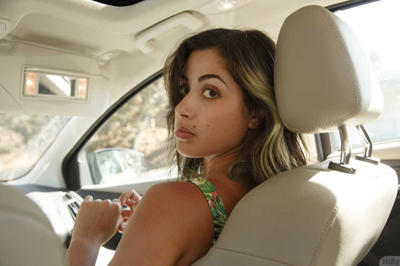 Carol Jasabe's Explosive Public Flash: Latina Babe Shows Off Her Panty-less Pussy and Cleavage in a Revealing Summer ...