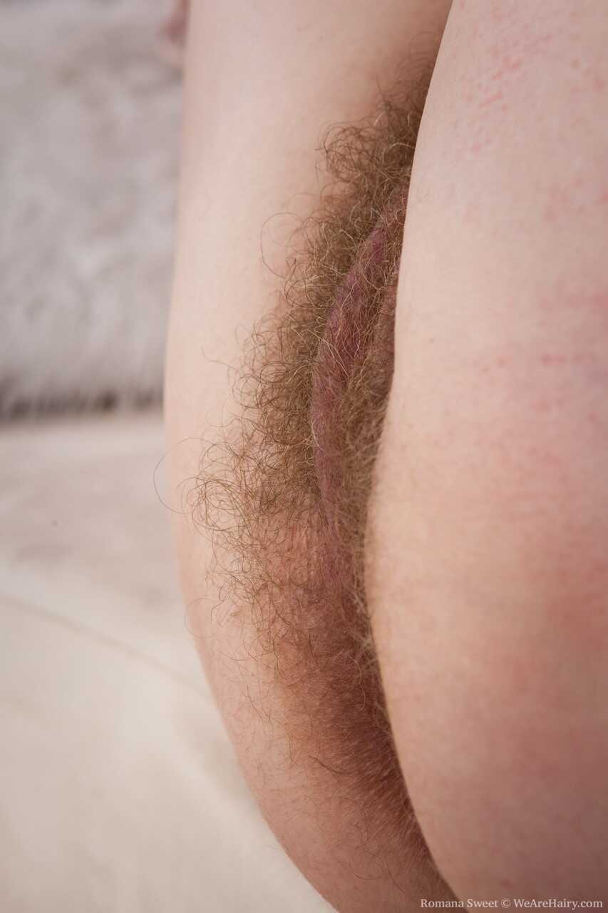 Horny Roman Hairy Rubs and Fingers her Mature Snatch in Solo Pussy Delight! - Romana Sweet