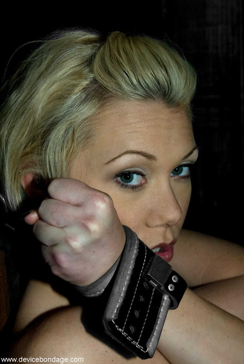 Blindfolded, Bondage Babe Samantha Sin Screams As She's Crammed With A Dildo - Samantha Sin