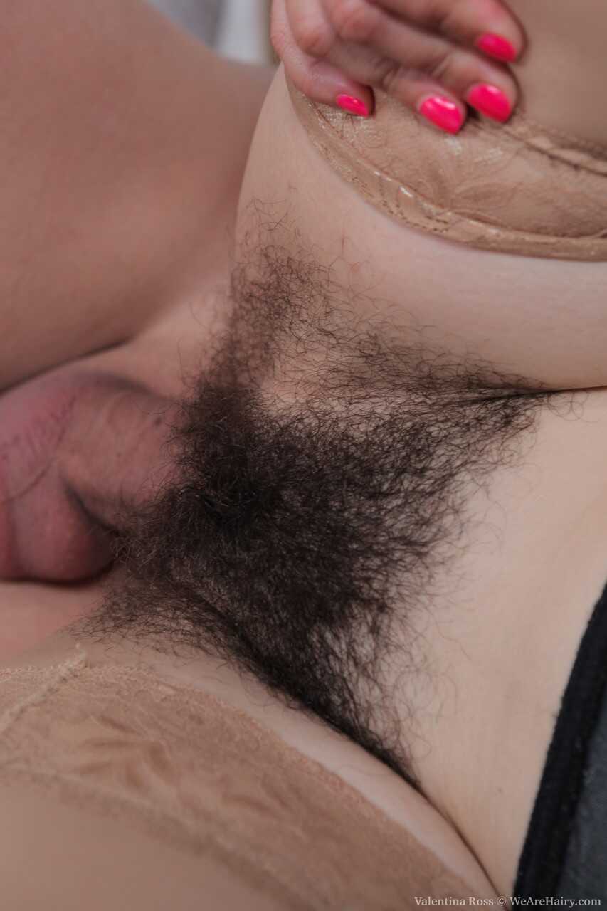 Hairy Valentina Ross Gets Her Creamed & Licked Pussy Fucked After Blowjob & Anal - Valentina Ross