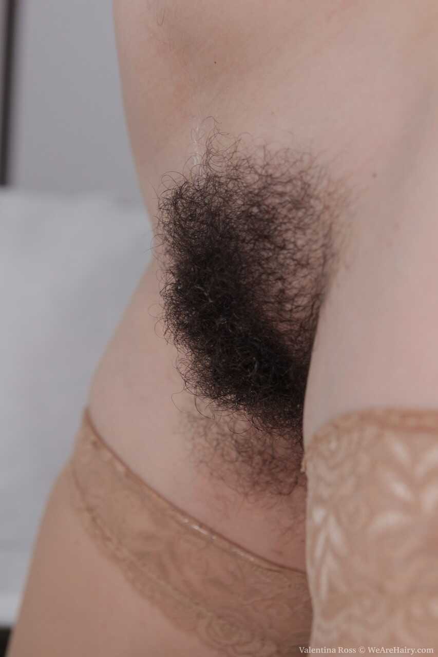 Hairy Valentina Ross Gets Her Creamed & Licked Pussy Fucked After Blowjob & Anal - Valentina Ross