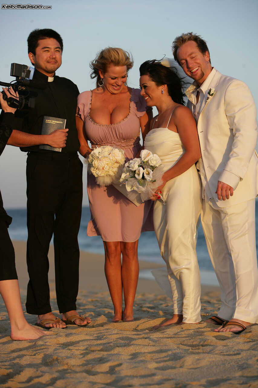 Brunette Milf Kelly Gets Hitched on the Beach with Sienna and Ryan's Help