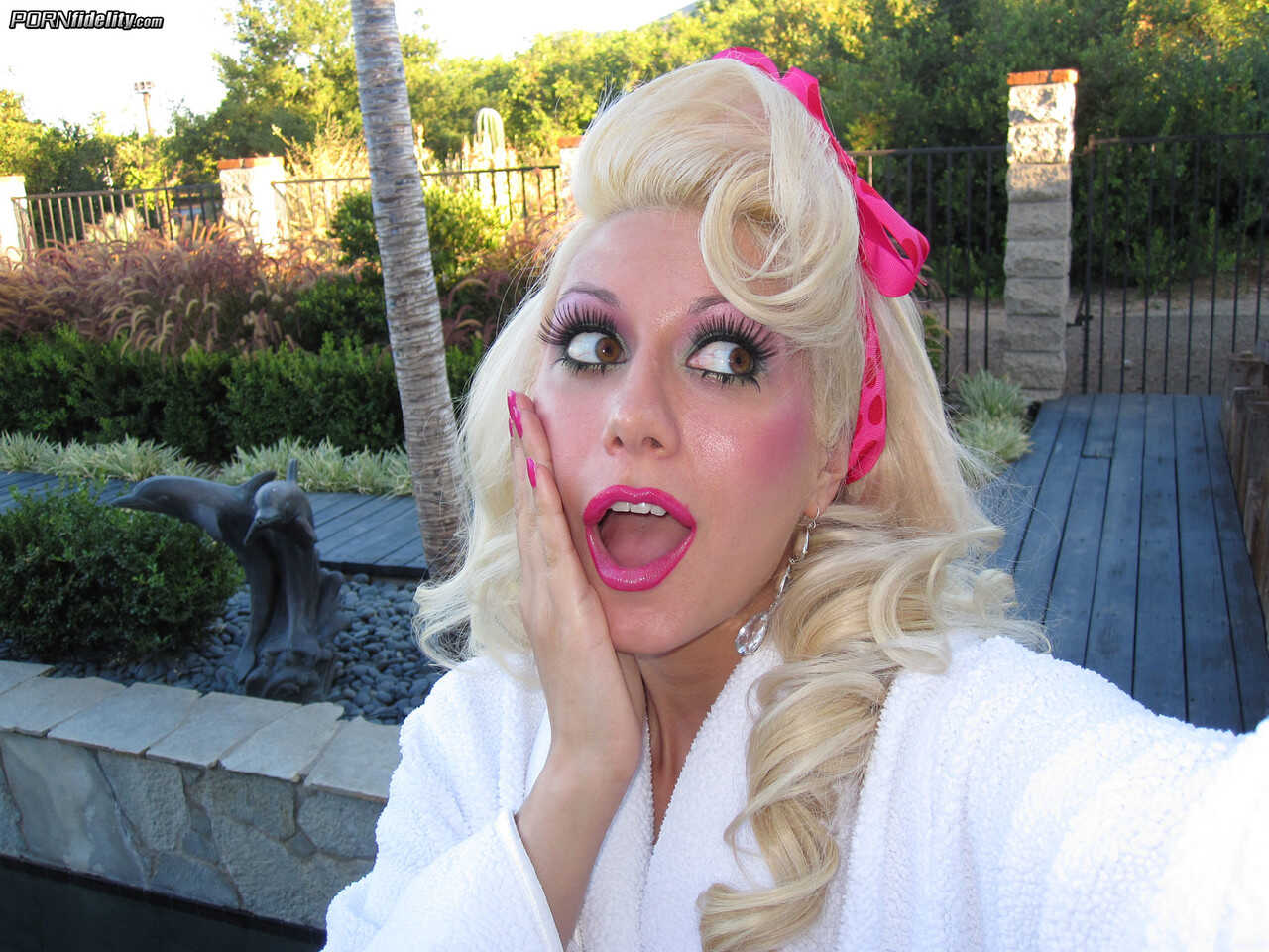 Blonde Bombshell Babe: Jazy Berlin's Nude Antics with Her Hot Hubby and Sexy Friends - Jazy Berlin, Kelly Madison, Ry...
