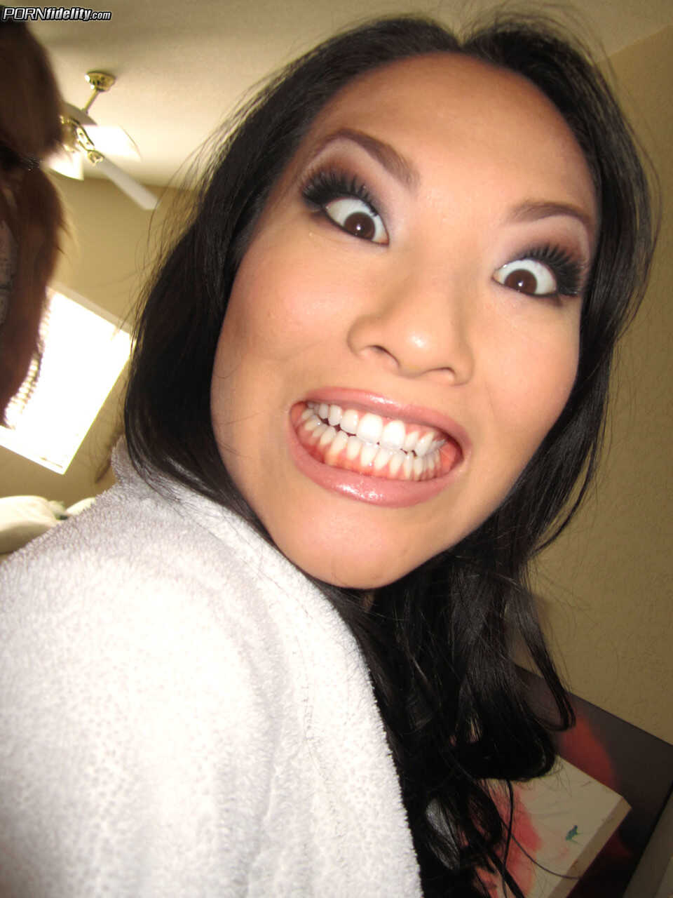 Asa Akira's Fleshlight Frenzy with MILF Selfies and Asian Big Tits!