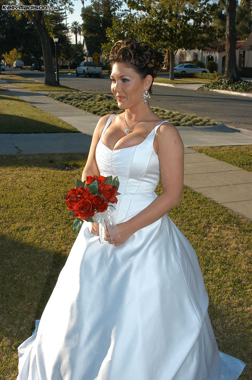 Curvy American Bride Claire Dames flashes her big tits on her wedding day with Ryan Madison - Claire Dames, Ryan Madison