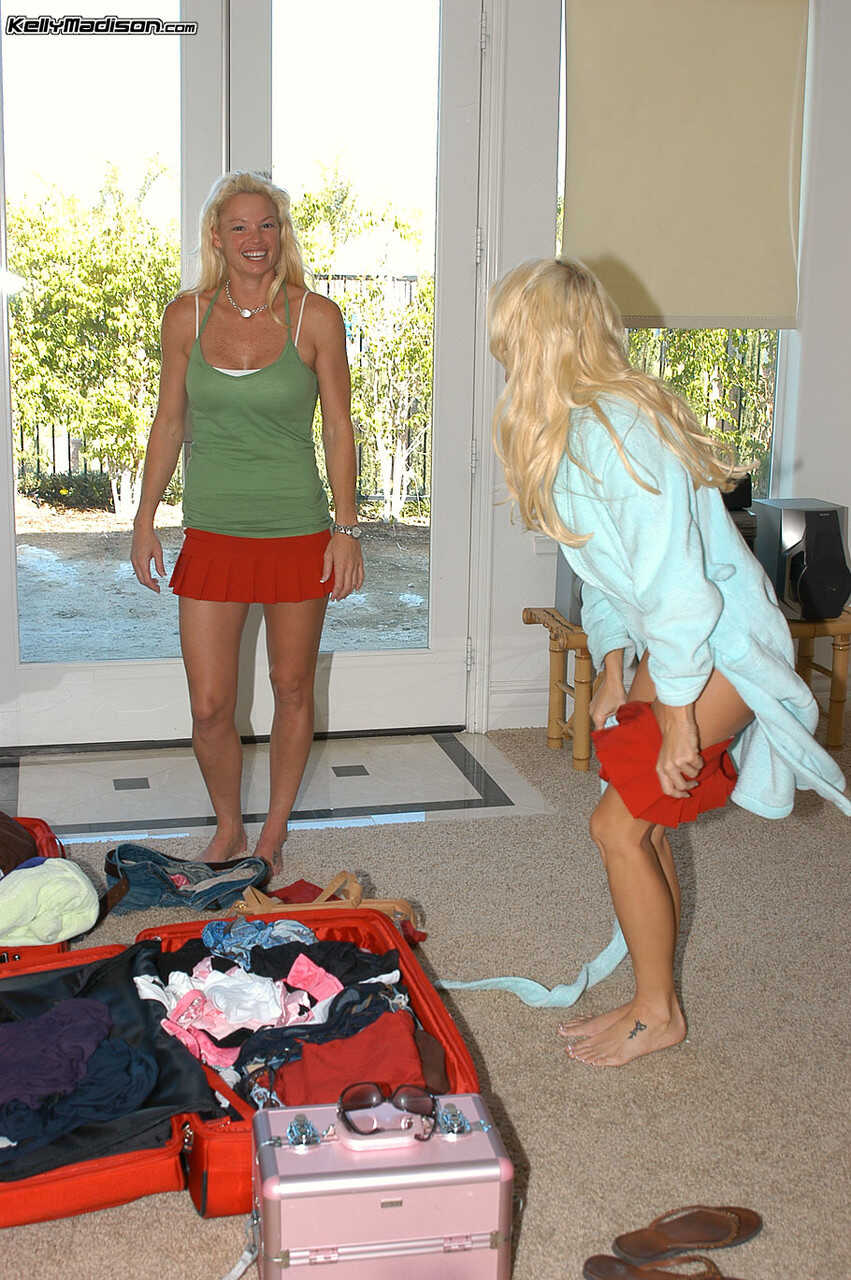 Tanned hussies strip clothing & makeup to show big tits & really ugly faces Beautiful Older Women - Kelly Madison,...
