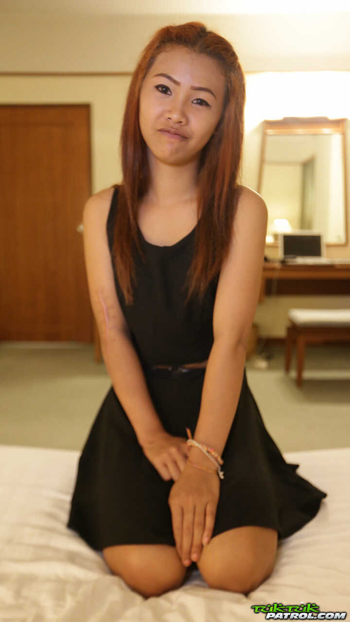 Petite Filipina girl's tight pussy and flat chest get explored for the first time on camera! - Fa