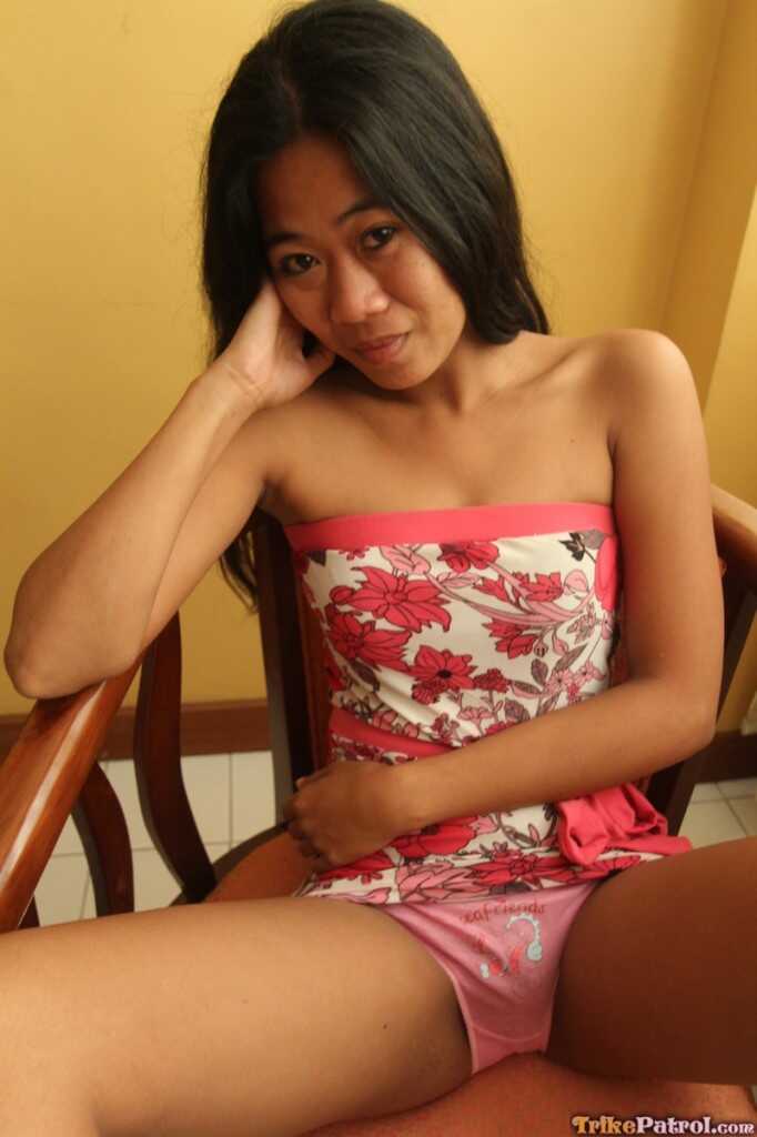 Trixie the Spinner Sexy Asian Amateur in Sundress Exposing Her Hairy Muff! - Trixie