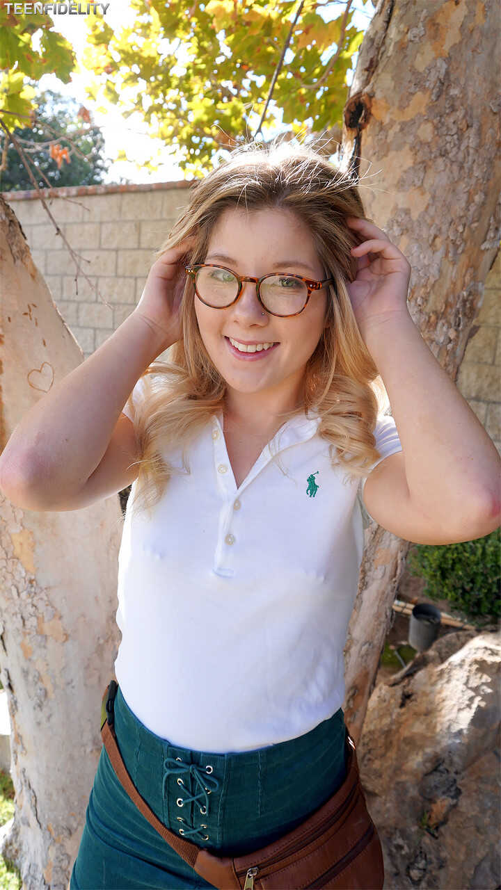 Pierced Nerd Princess Vienna Rose Exposes Her Minute Titties and Bouncy Behind (with tags) - Ryan Madison, Vienna Rose