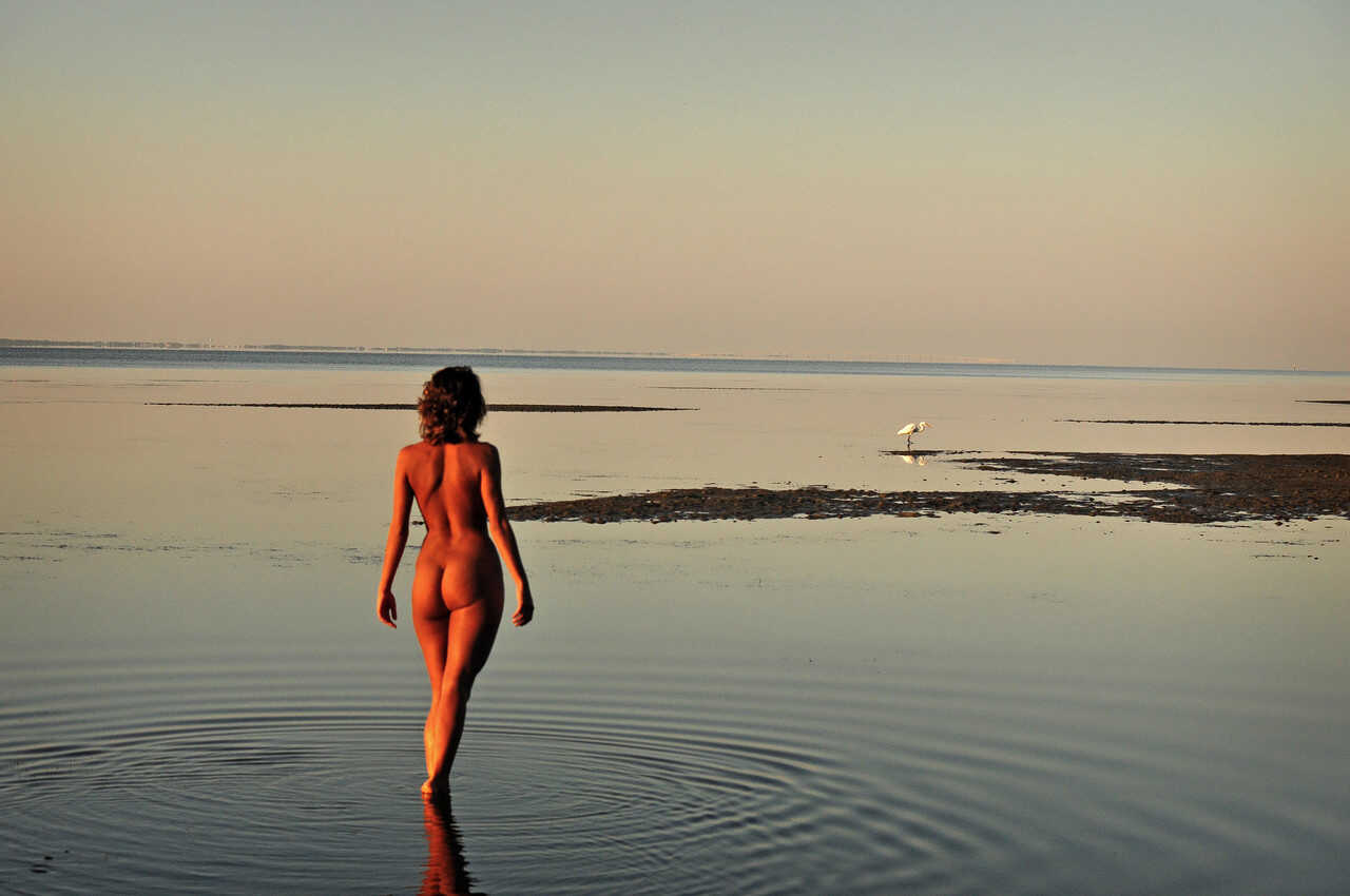 Marilyn Winters' Nude Reflection in the Tidal Pool