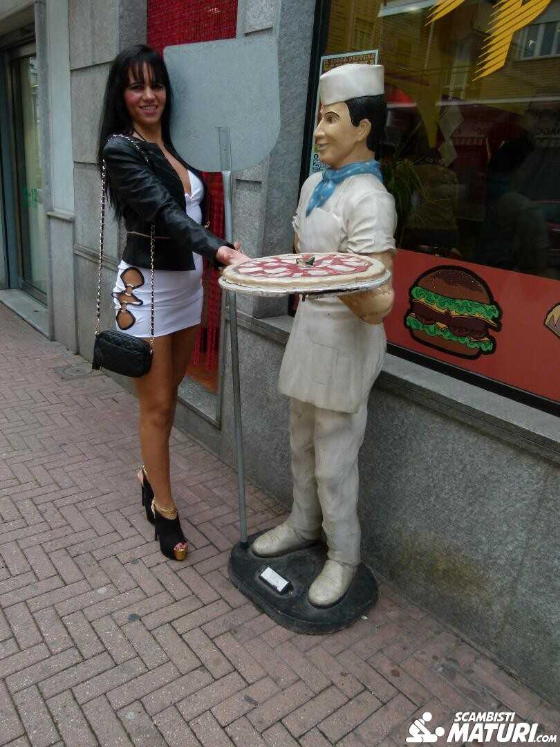 Public Flashing Fun for Amateur Brunette Floriana and her Swinger Partner PD Kevin! - Floriana, PD Kevin