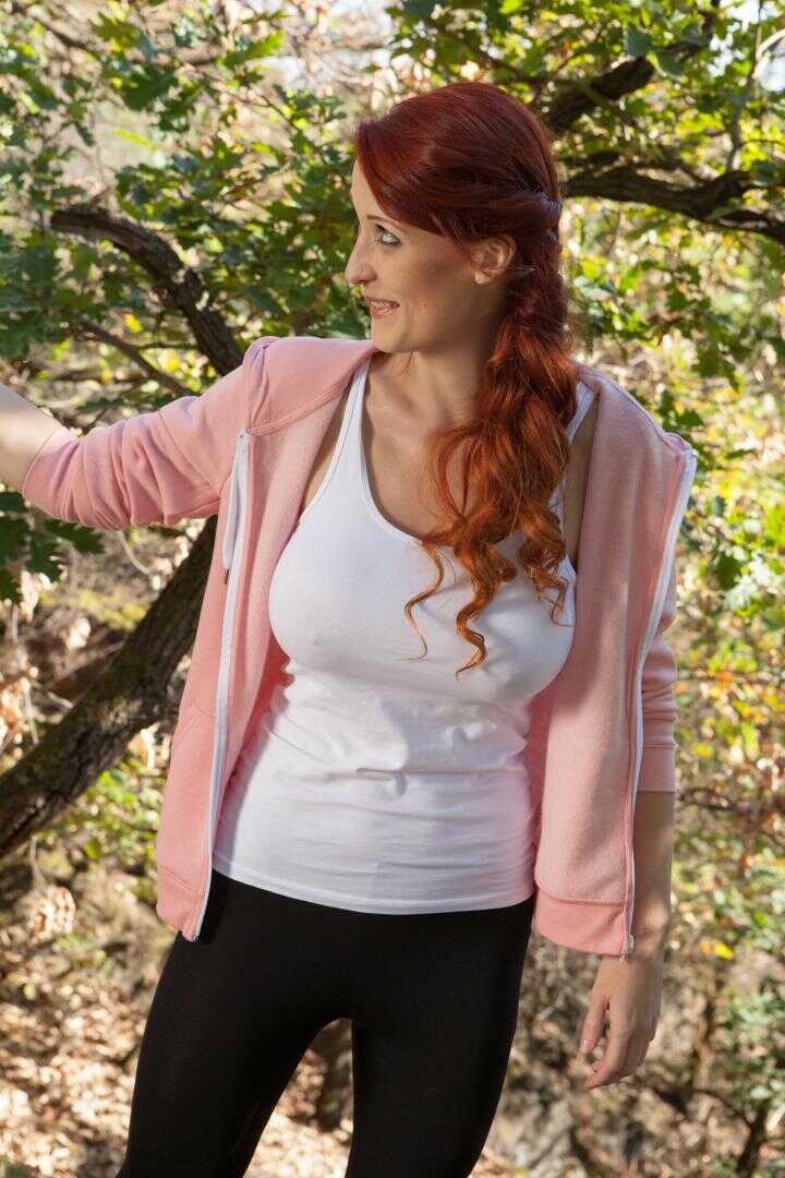 Sporty redhead Isabella Lui gets big tits creamed in the outdoor fuck and facial - Isabella Lui, Thomas J