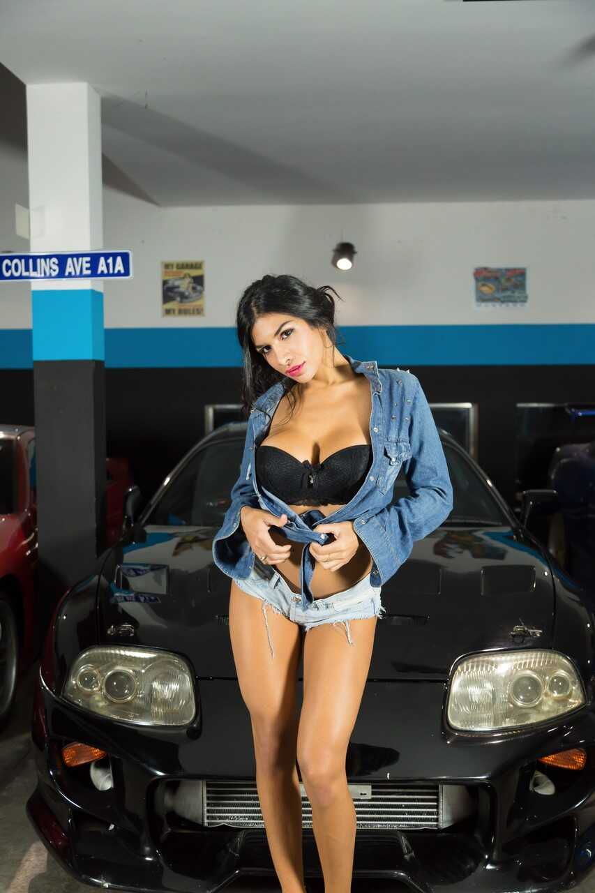 Naara's Naughty Nightcap: The Sexy Latina Babe Shows off Her Big Tits and Sizzling Body in Black Lingerie - Naara Da ...