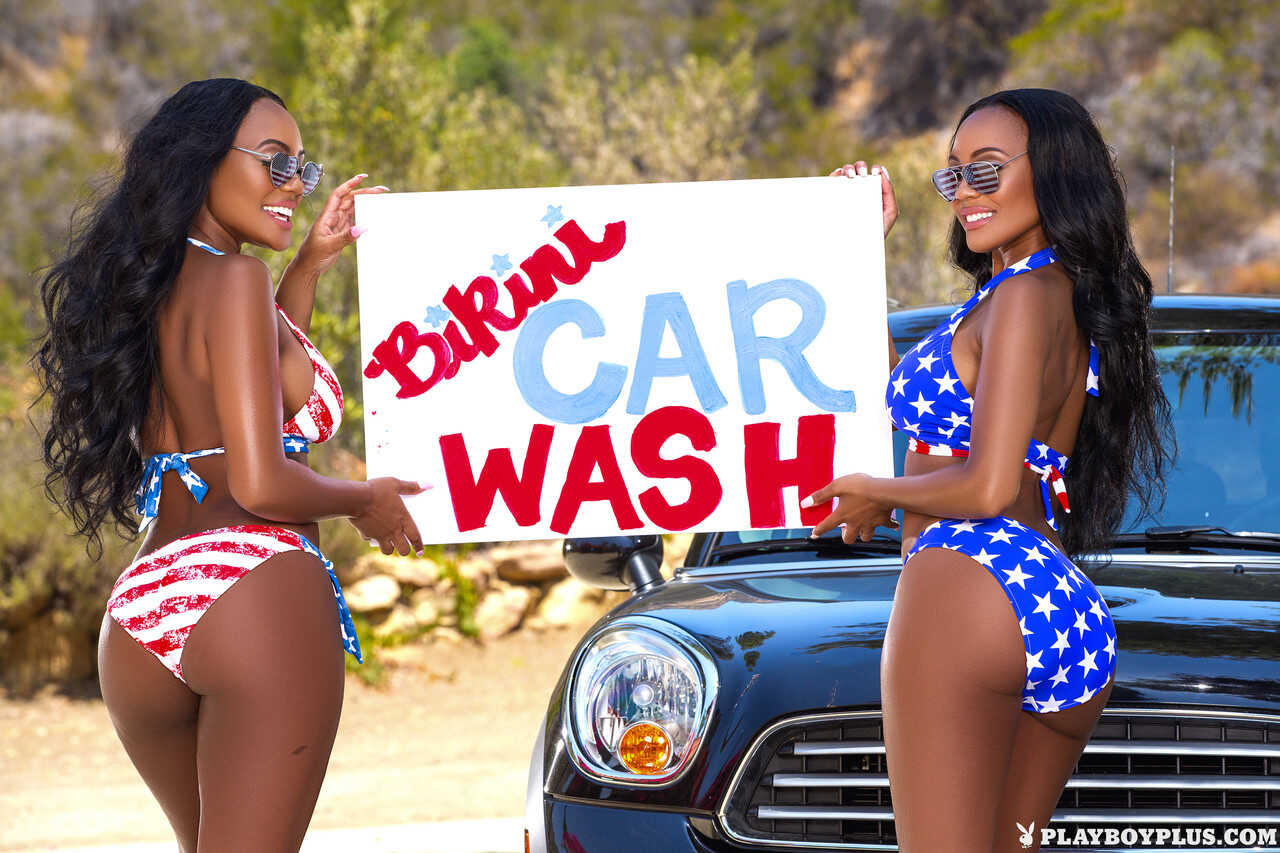 Hot ebony sisters Brandi and Brittany Kelly lathering up their big tits for the perfect shave. - Brandi Kelly, Brittany Kelly