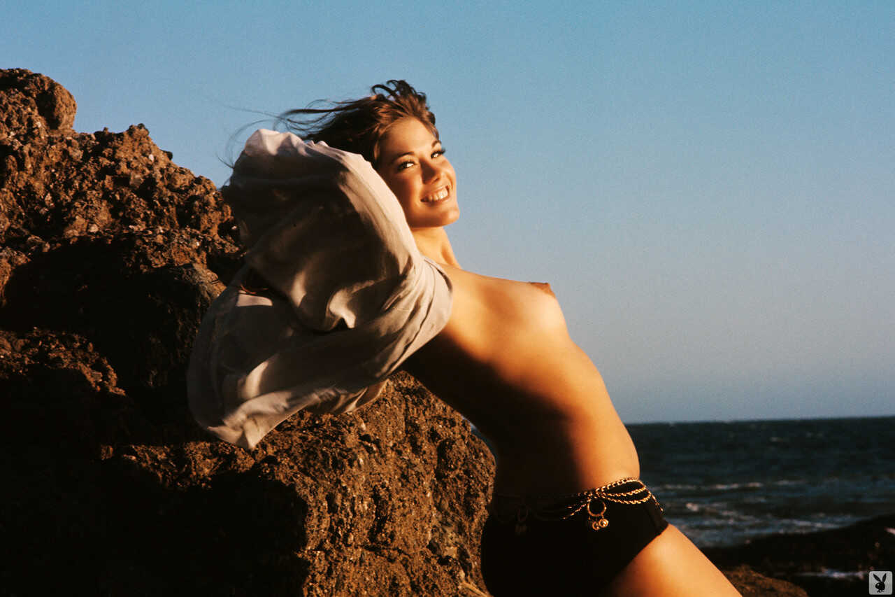 Brunette Doll Poses Nude In Sexy Locations  Naked Women, Beautiful Bodies And Hot Asses!  Barbi Benton Exposes Her Erotic ...
