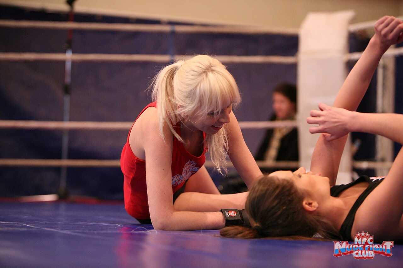 Ugly Blonde vs. Skinny Brunette: Tiny Tits Ripping Off in the Ring with Alexa Wild and Ashley - Alexa Wild, Ashley