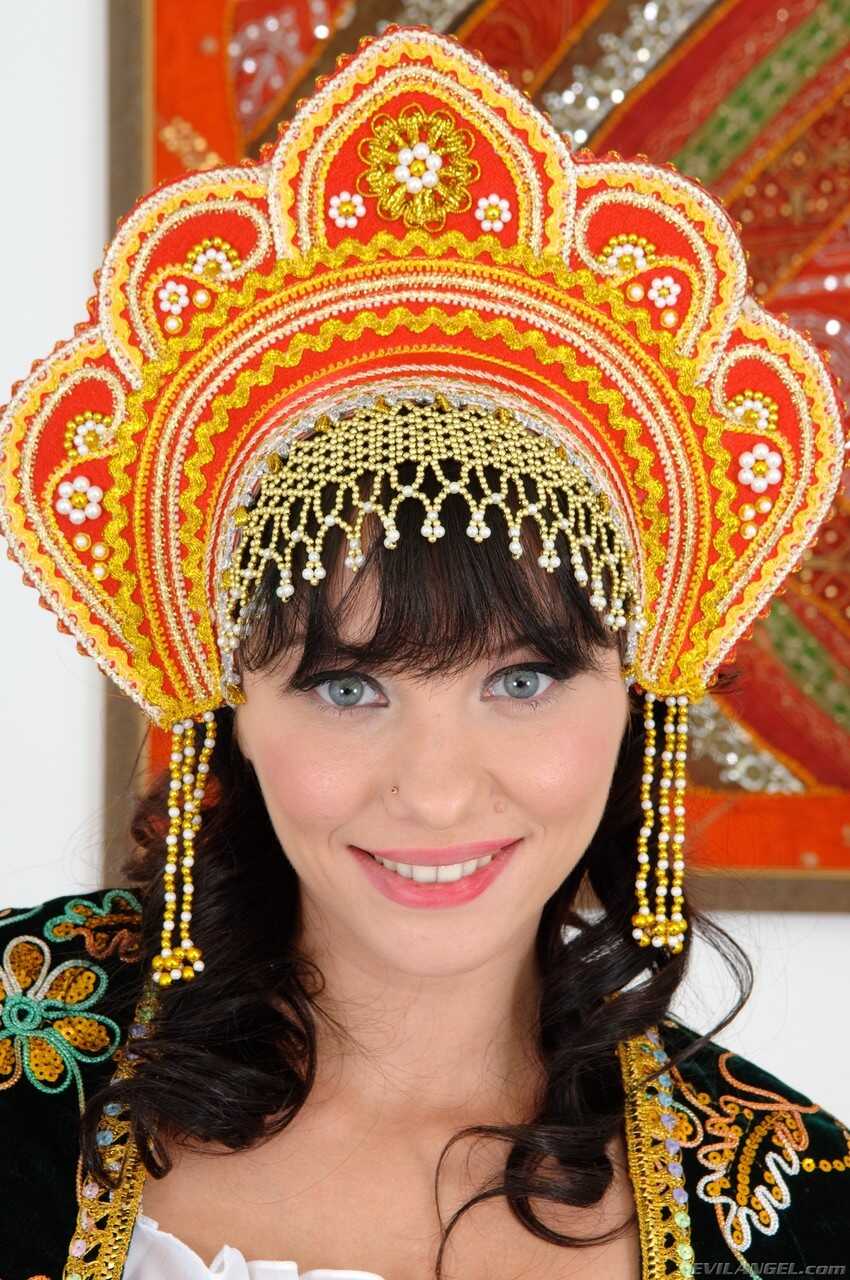 Exotic Alysa Gap in a Nude Russian Headdress & Heels Poses for Cosplay Fuck - Alysa Gap