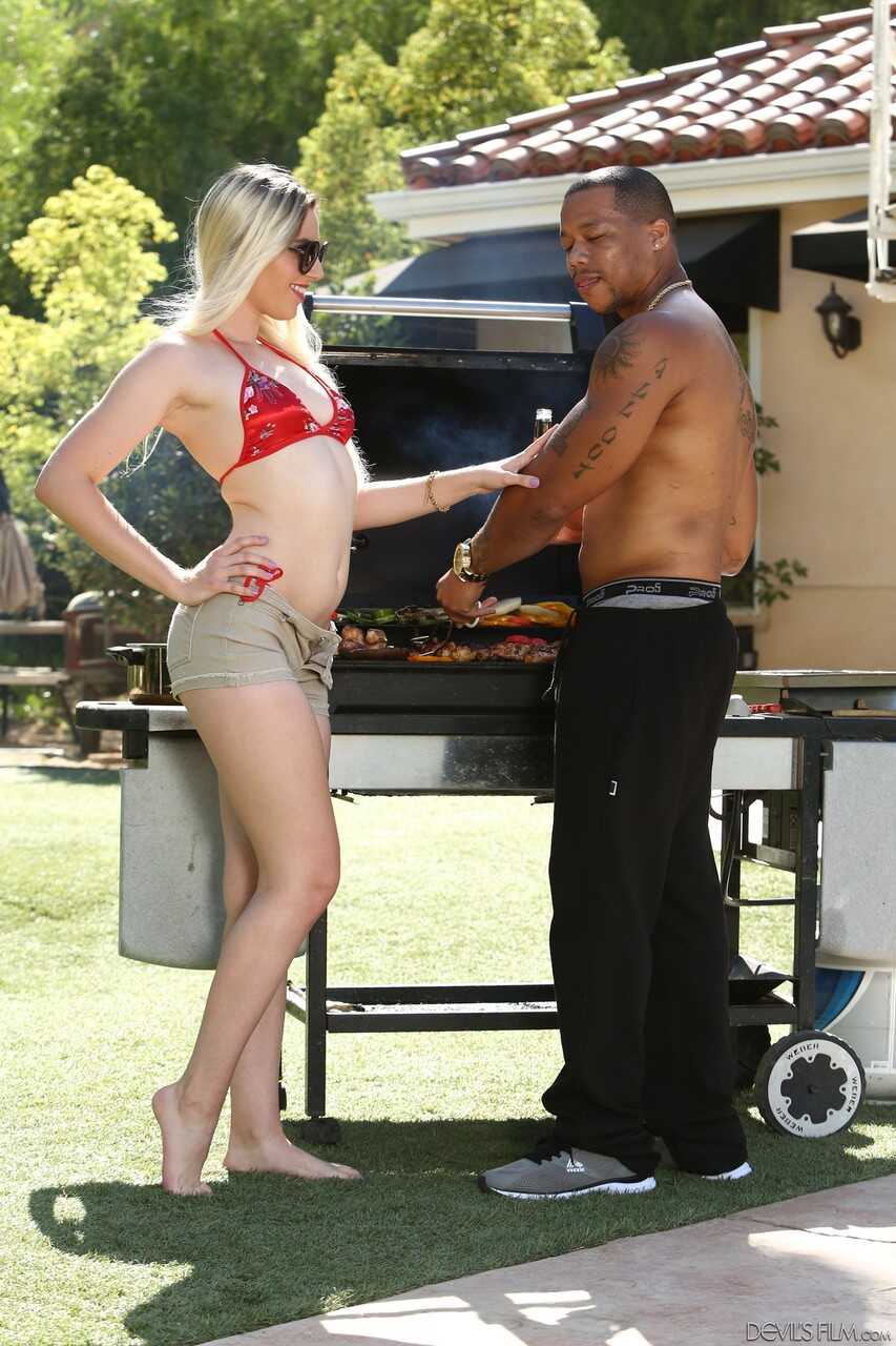 Fantastic Niki Snow thanks her black stepdad for a barbecue and screws him - Dirk Huge, Niki Snow