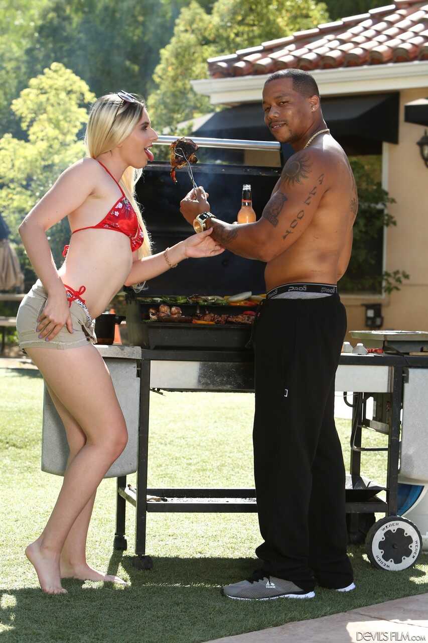 Fantastic Niki Snow thanks her black stepdad for a barbecue and screws him - Dirk Huge, Niki Snow
