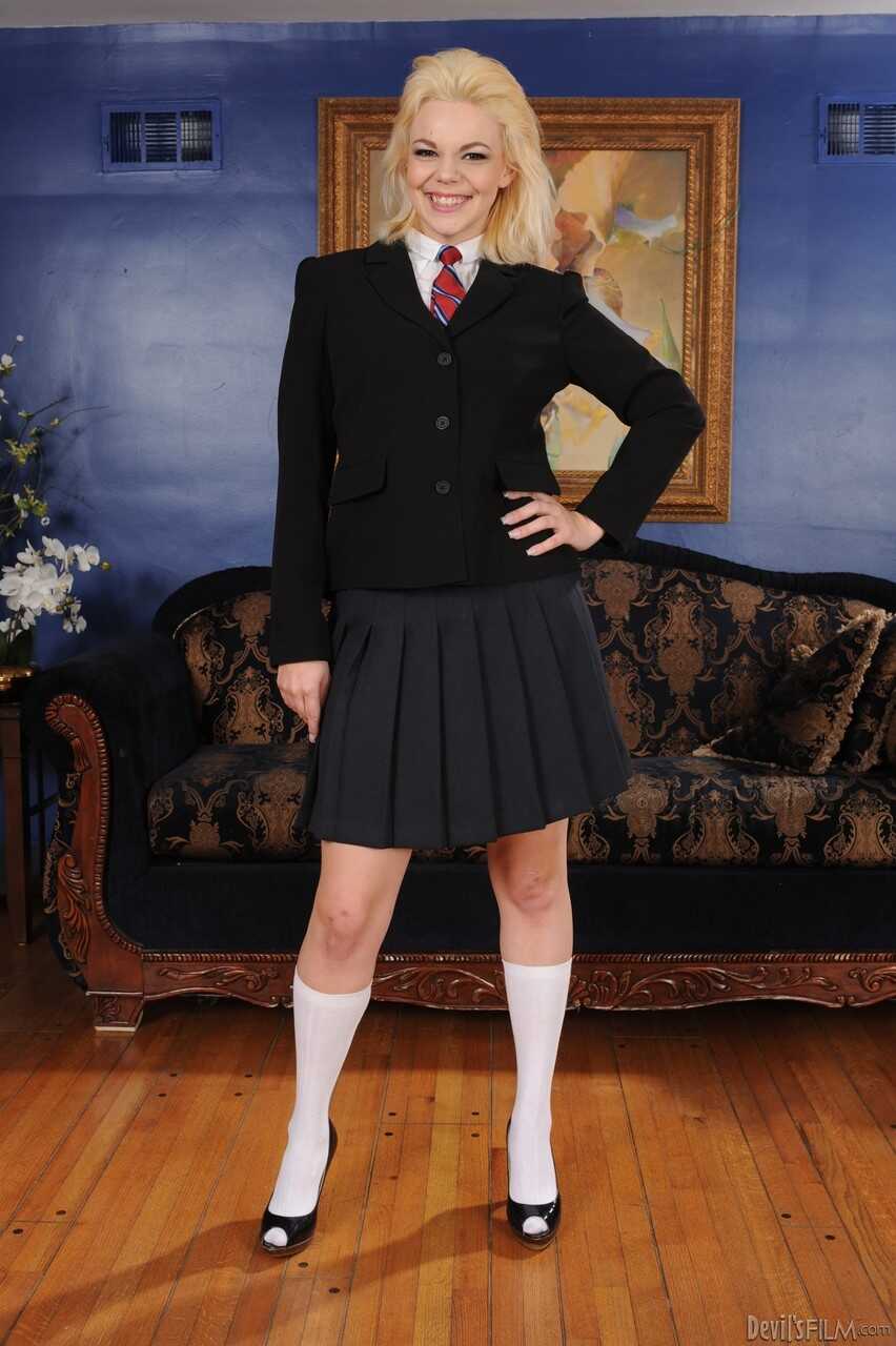 Tiny Tease: Petite Blonde Alice Frost Seducing Her Classmates in Her School Uniform - Alice Frost, Davie Drehyden, Jessy J...