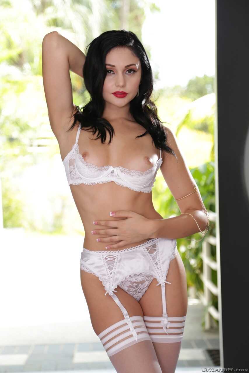 Ariana Marie's Perfect White Lingerie Adventure with Toni Ribas