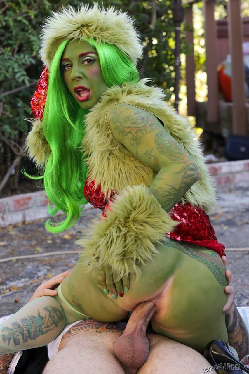 Anal Grinch with Homeless Cock  Muslim MILF Anal Rides in the Alleyway  Small Handed Joanna Angel's Anal Fetish Hijab