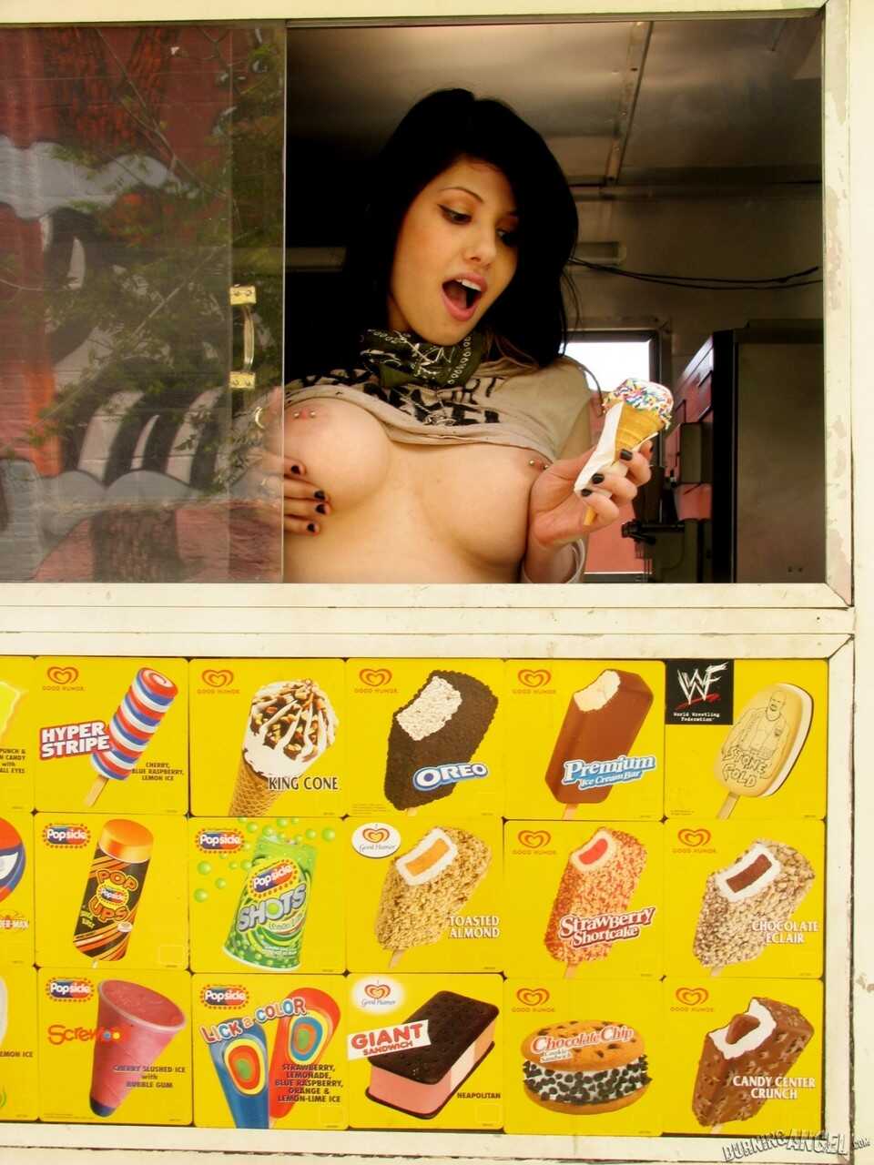 Punk Ice Cream Cunt Girl Poses Hotly Before Stripping and Showing Her Juicy Pussy