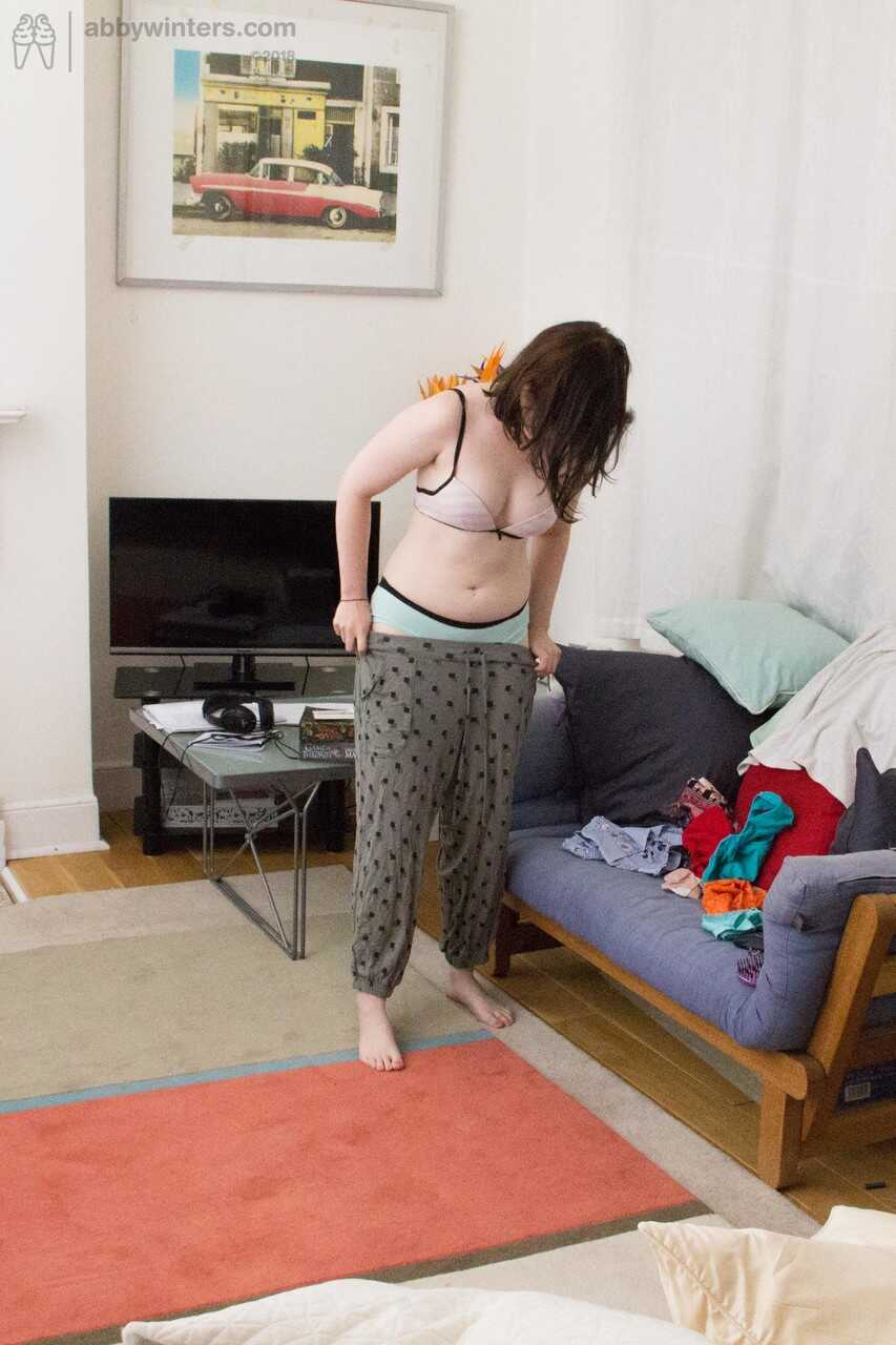 Cute Kate G's Hairy Amateur Porn in PJs - Kate G