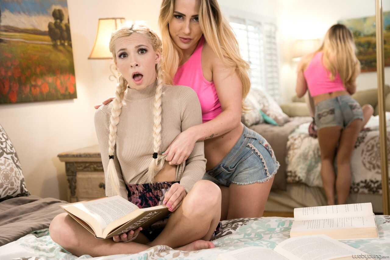 Tutor Carter Cruise takes control of slutty student Kenzie Reeves's mouth in a passionate lesbian licking session!