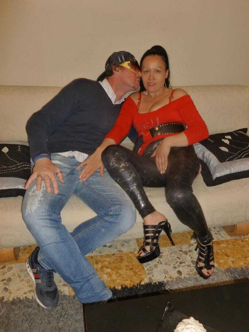 Passionate Italian MILF gets her ass stretched by a pair of rough studs in the most intense double penetration - Andrea B,...