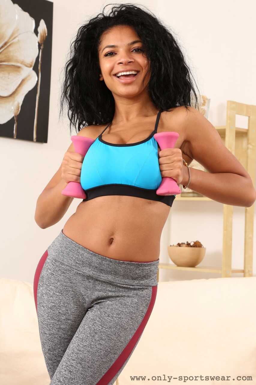 Jay's Post-Workout Pornstar Pose: Sultry Ebony Goddess Flaunts Her Massive Tits and Nubile Curves! - Jay