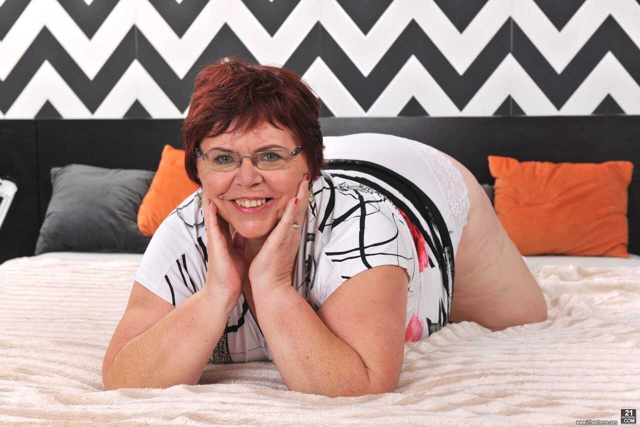 Sexy Jason Storm fucks the saggy tits and pussy of sexy granny Uma Womba on her bed! - Jason Storm, Uma Womba